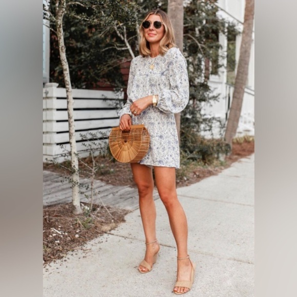 Splendid x Cella Jane Smock Waist blue white multi Romper size large brand new - Picture 5 of 12